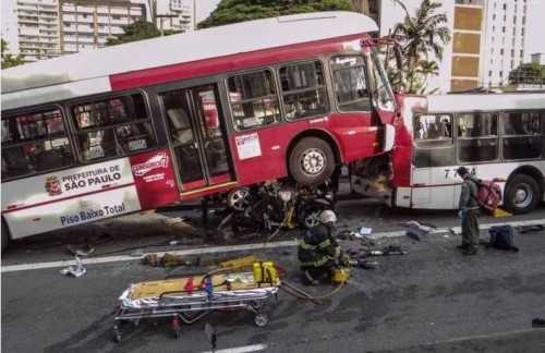 acidenteonibus2