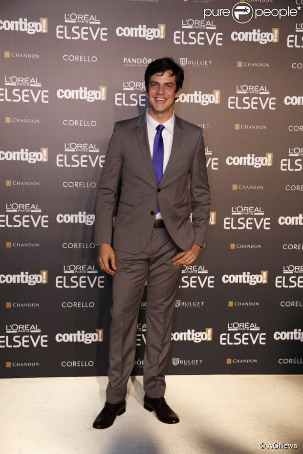 224423-mateus-solano-optou-por-um-terno-hugo-620x0-2