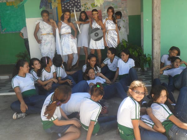 Alunos do Pitágoras II são homenageados pela instituição com a passagem do Dia do Estudante 23 SAM_8991