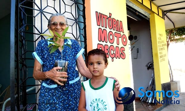 Escolas de Amarante participam de projeto do Pitágoras e Pitágoras II sobre Dia da árvore; fotos 25 Somos Notícia 20150921062750