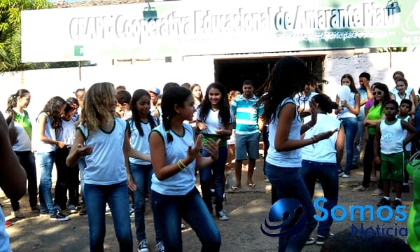 Escolas de Amarante participam de projeto do Pitágoras e Pitágoras II sobre Dia da árvore; fotos 36 Somos Notícia 20150921063107 (1)