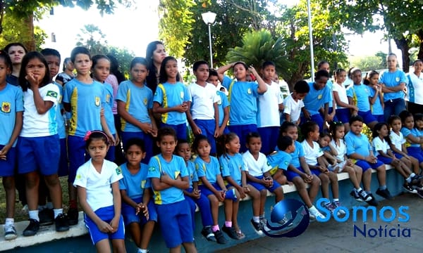 Escolas de Amarante participam de projeto do Pitágoras e Pitágoras II sobre Dia da árvore; fotos 38 Somos Notícia 20150921063108 (1)