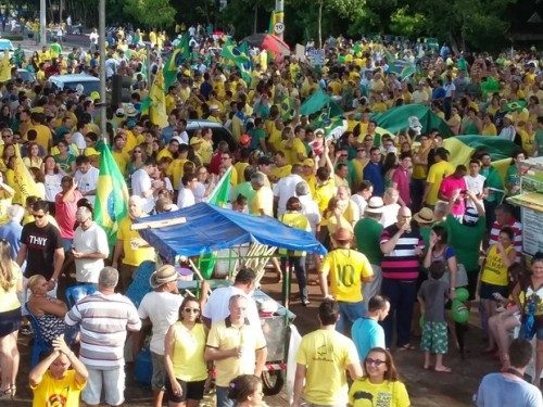 protesto_2_4KtGuxE