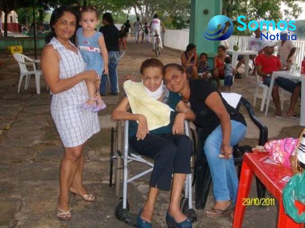 Dona Evacfc47abd2615b7ad91502d8f6bb1a7ed