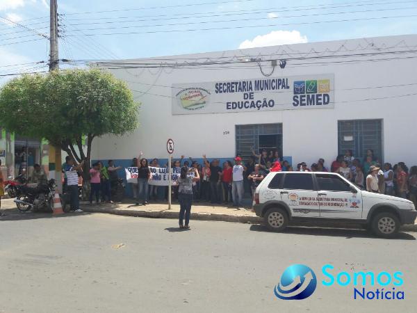 professores-171d9e25-7508-46ff-a548-e69910686a79