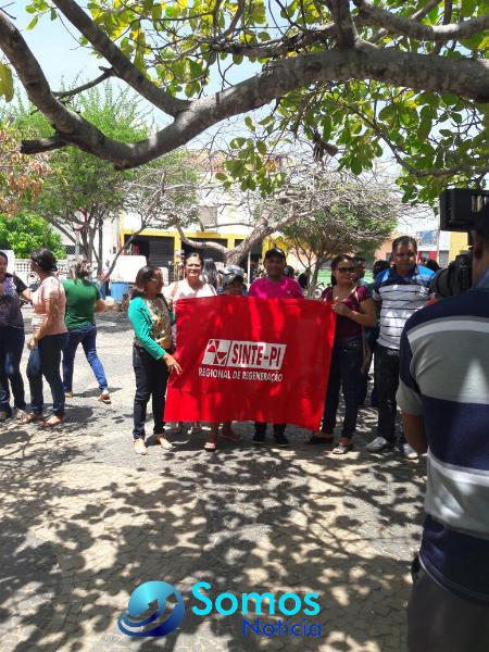 professores-59c765a6-c7ef-4026-9700-8cdcf997080b