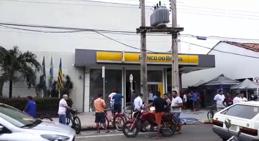 agências bancárias de Campo Maior assalto