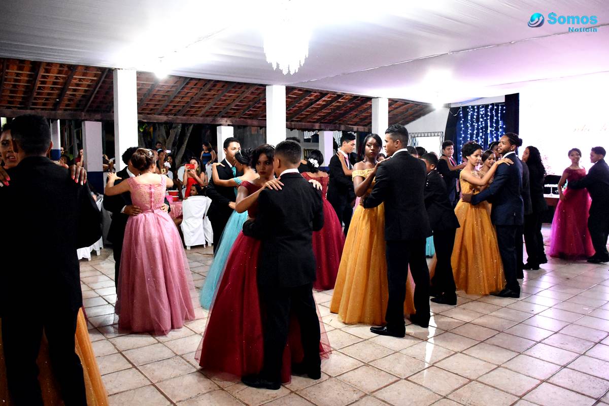 Prefeitura de Amarante realiza o II baile de debutantes 'Sonho de Menina' 155 festa de debutantes em amarante DSC 7702
