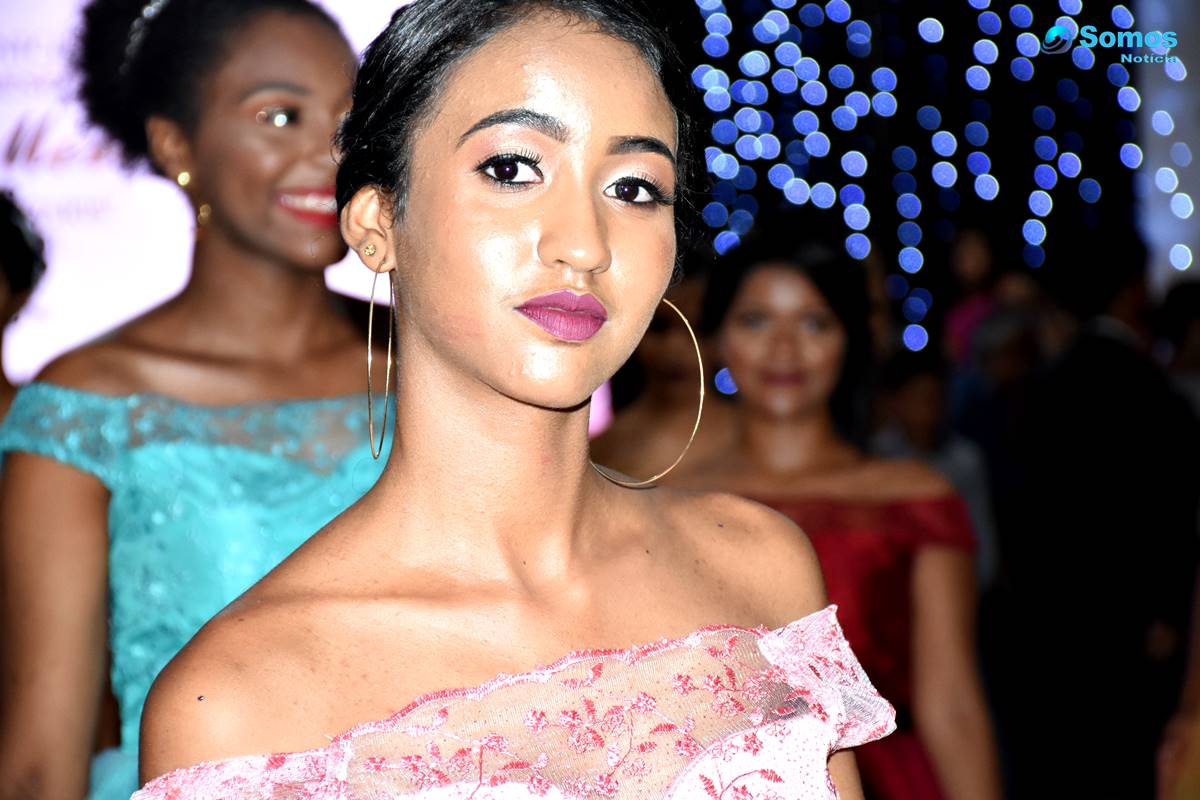 Prefeitura de Amarante realiza o II baile de debutantes 'Sonho de Menina' 168 festa de debutantes em amarante DSC 7740