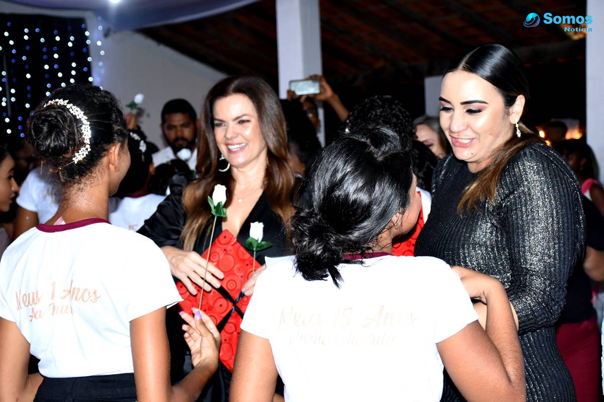 Prefeitura de Amarante realiza o II baile de debutantes 'Sonho de Menina' 215 festa de debutantes em amarante DSC 7935