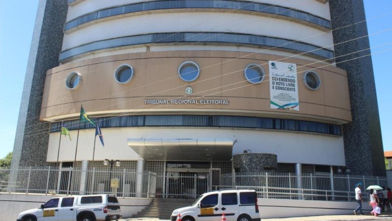 Prefeito e vice são cassados no Piauí por compra de votos com recursos do Fundeb
