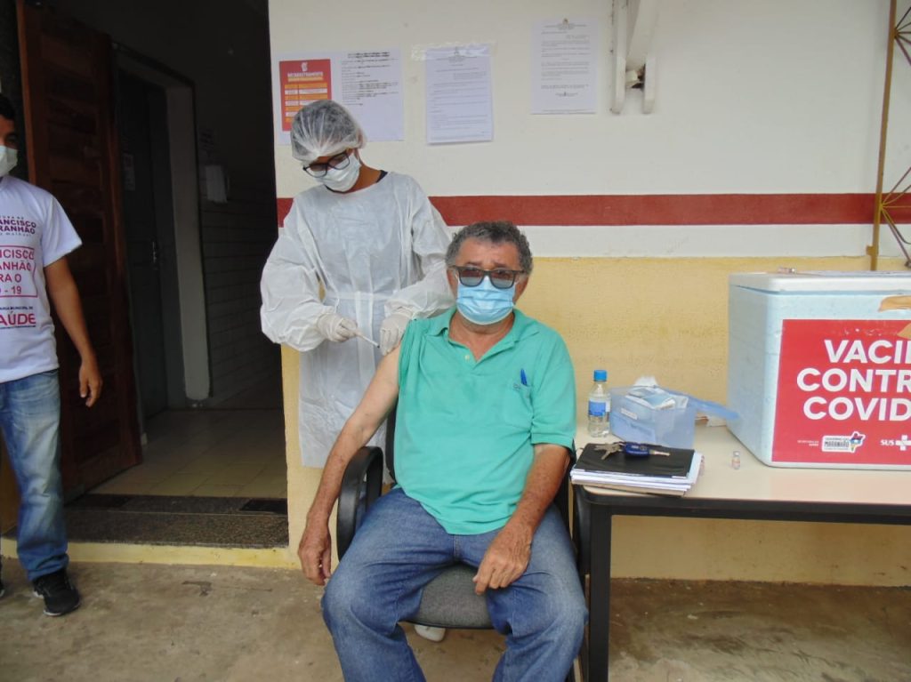 Vacinação em São Francisco do Maranhão começa com profissionais da Saude