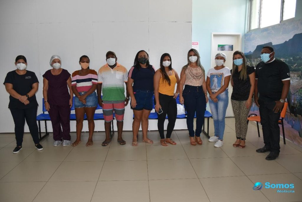 Servidores do hospital de Amarante são vacinados contra a Covid-19