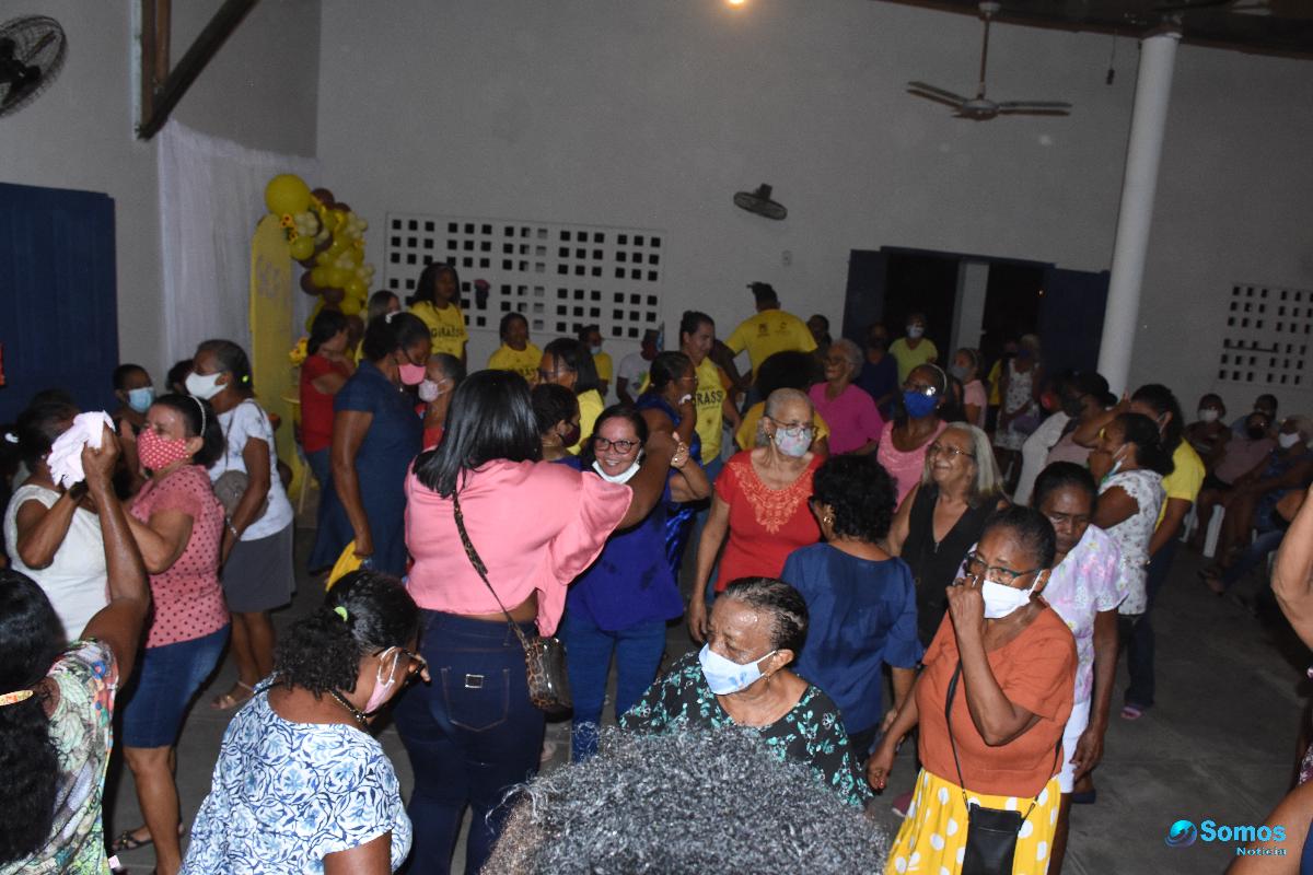 idosos girassol litoral confraternização