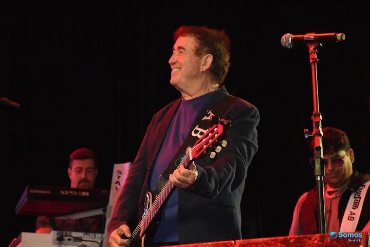 Caravanas cantam com Amado Batista em grande show realizado em Amarante 7 amado batista em Amarante DSC 1244 1