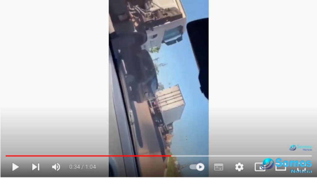 somos noticia carreta arrasta automovel