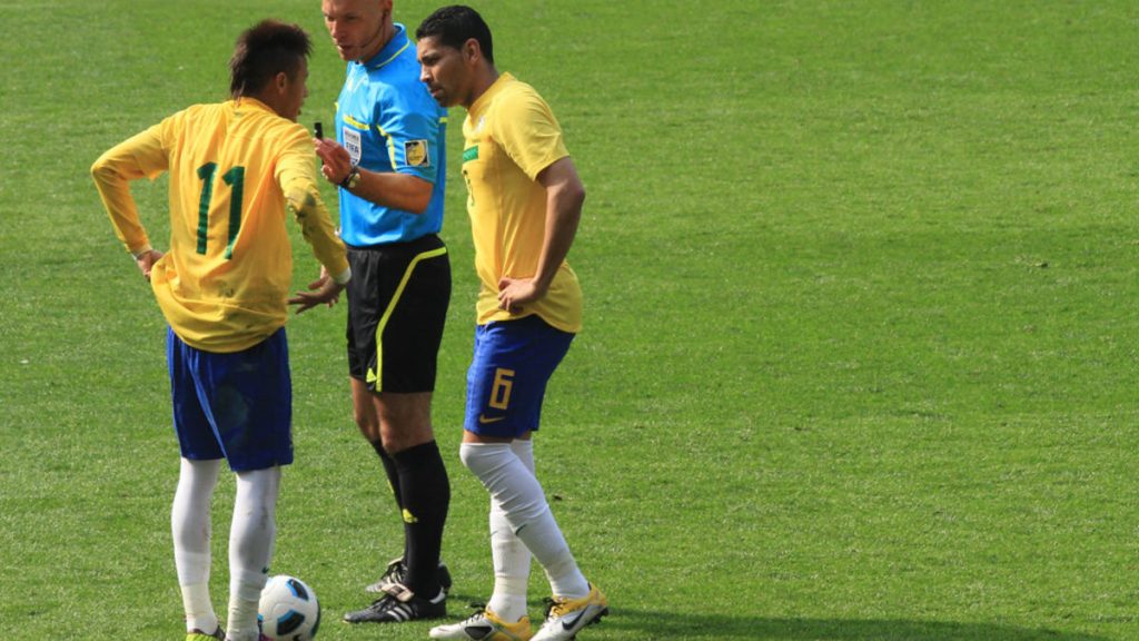 selecao brasileira e favorita para a copa do mundo