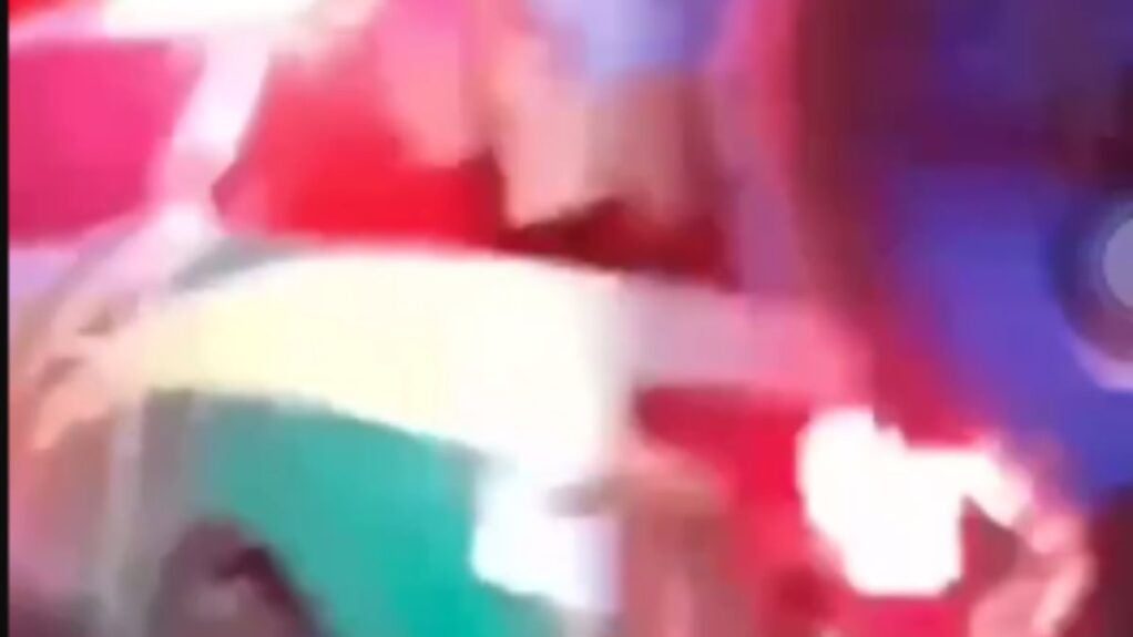 O uso indevido da viatura policial transportando foliões como caminhão de corso carnavalesco ocorreu num evento carnavalesco no domingo (19) e foi denunciado à promotoria de Palmeirais