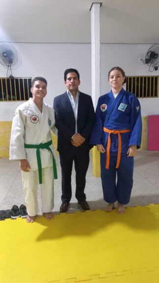 Promotoria de São Francisco do MA entrega material a alunos do projeto Judocas do Amanhã