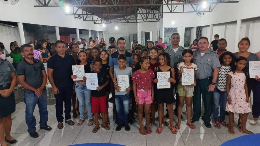 Para a implantação do PROERD no município, foi assinado o Termo de Compromisso ou Protocolo de Intenções do programa,