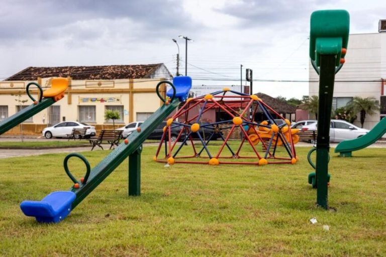 Maior praça pública do Piauí e uma das maiores do Nordeste recebe melhorias em estrutura e paisagismo