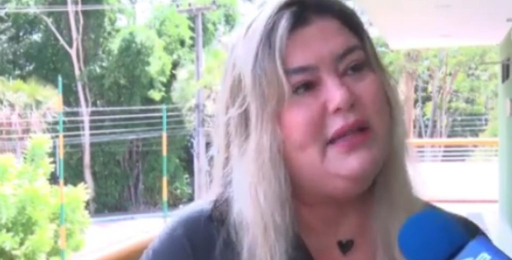Vereadora Samantha Cavalca busca proibir músicas com conteúdo ofensivo nas escolas. Entenda o projeto de lei e suas implicações