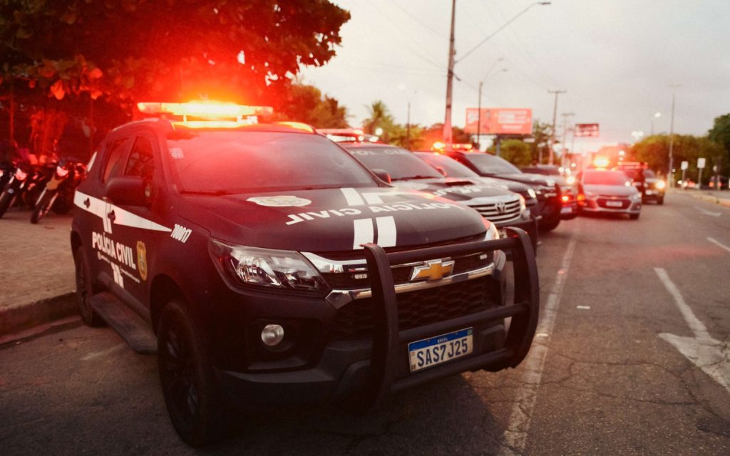 Trio envolvido na morte de mulher é capturado em flagrante pela PCCE em São Gonçalo do Amarante 8 Trio envolvido na morte de mulher é capturado em flagrante pela PCCE em São Gonçalo do Amarante