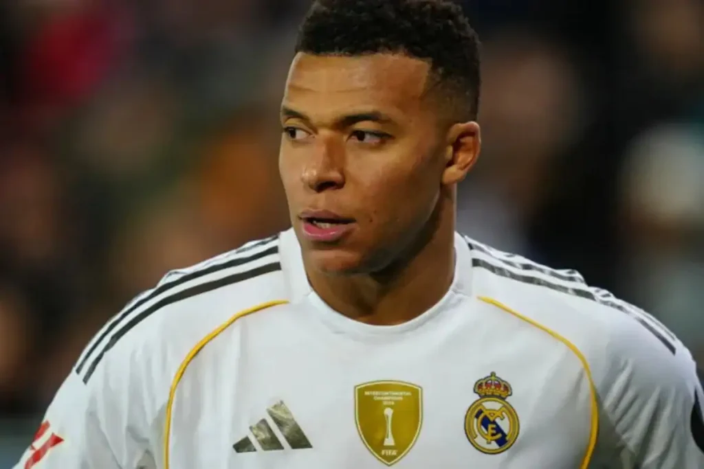atacante mbappé