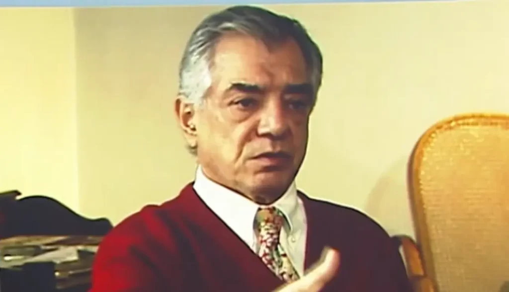 Retrato de José Álvaro Moisés, professor da USP e cofundador do PT, que faleceu aos 81 anos.