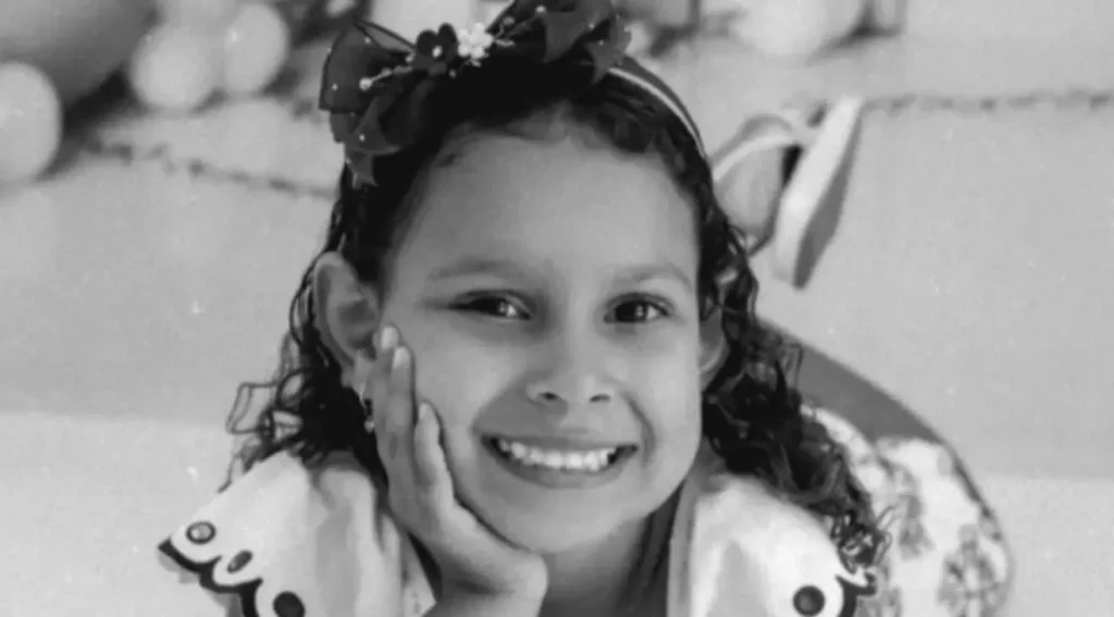 menina de 5 anos, vítima da dengue, em contexto de alerta de saúde pública no Piauí