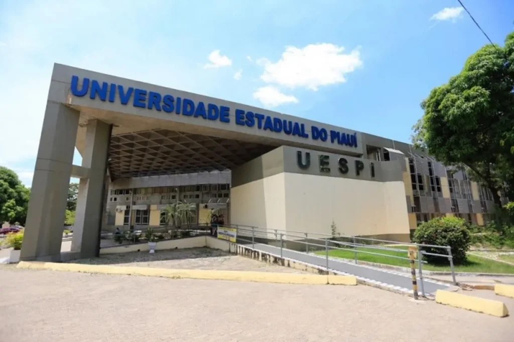 Formulário de inscrição online para tutores presenciais Uespi UAB