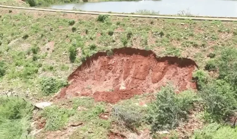 Defesa Civil emite alerta extremo para risco de rompimento de barragem em Coronel José Dias