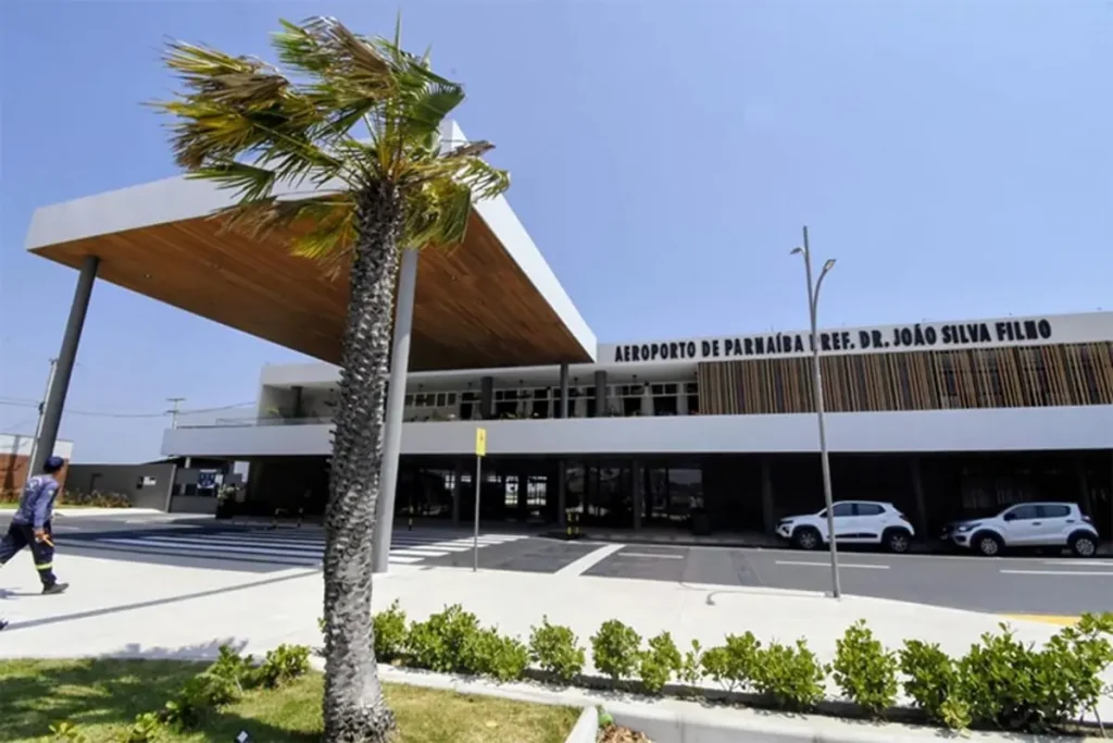 Aeroporto internacional e Parnaíba,, onde jato fez pouso de emergência