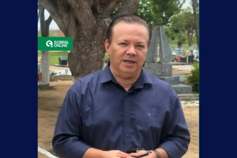 Cantor Paulo Robério grava vídeo em cemitério com mensagem sobre perdão e família
