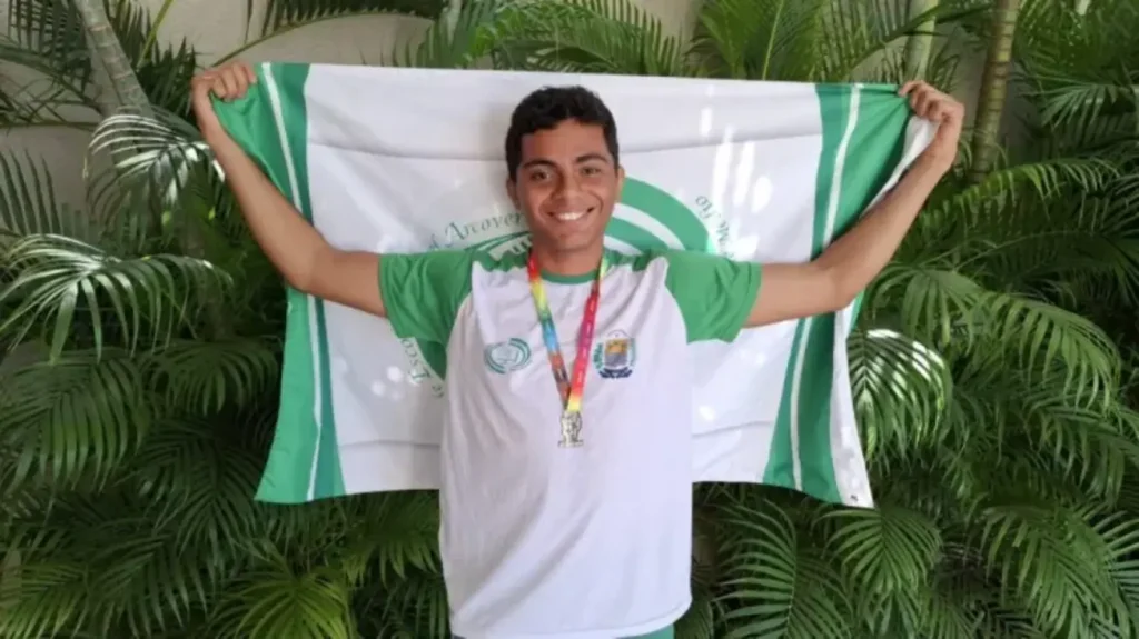 Wederson Rodrigues da Silva, estudante da rede pública do Piauí, aprovado em Medicina na UFDPar por cotas sociais.