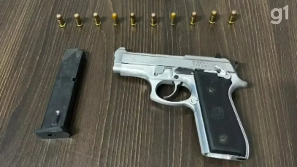 Policial militar de folga intervém para evitar feminicídio em São Luís, desarmando agressor.