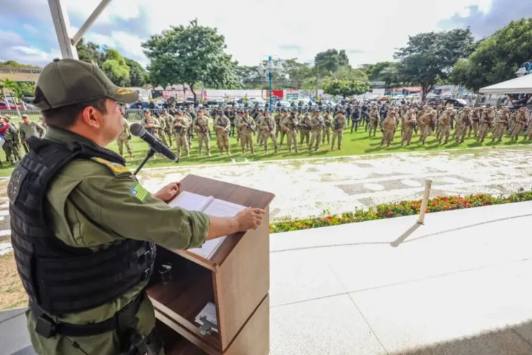 Polícia Militar realiza solenidade em homenagem ao Dia de Tiradentes em Teresina