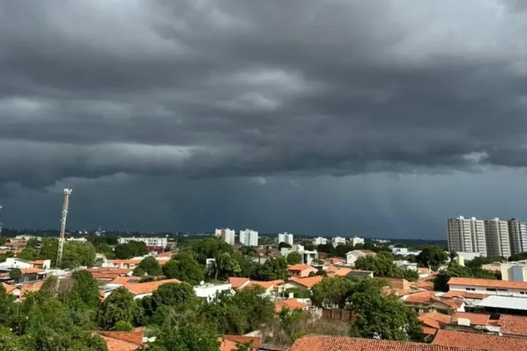 Inmet alerta para chuvas intensas e ventos fortes em Amarante e mais de cem municípios do Piauí até quarta (06)