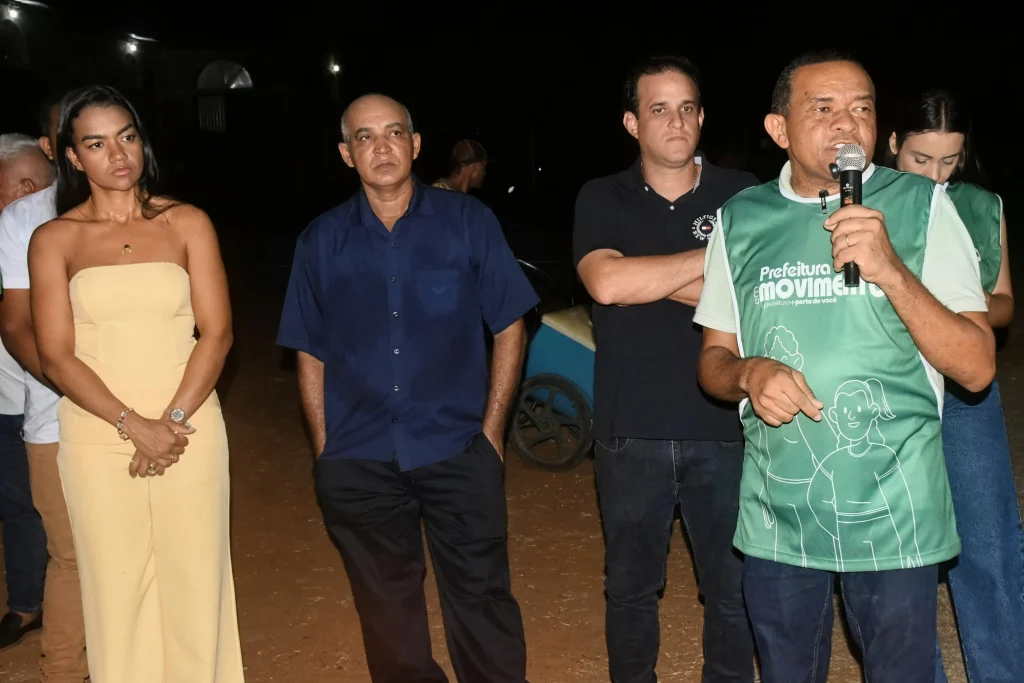 Prefeitura de Amarante assina ordens de serviço e garante R$ 3 milhões em investimentos para o Novo Amarante 30 DSC 39542