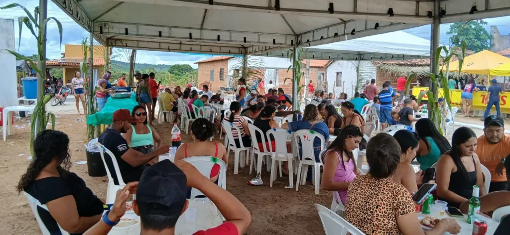Prefeito Francisco do Posto entrega obras na Festa do Trabalhador em Caraíbas, São Francisco do Maranhão