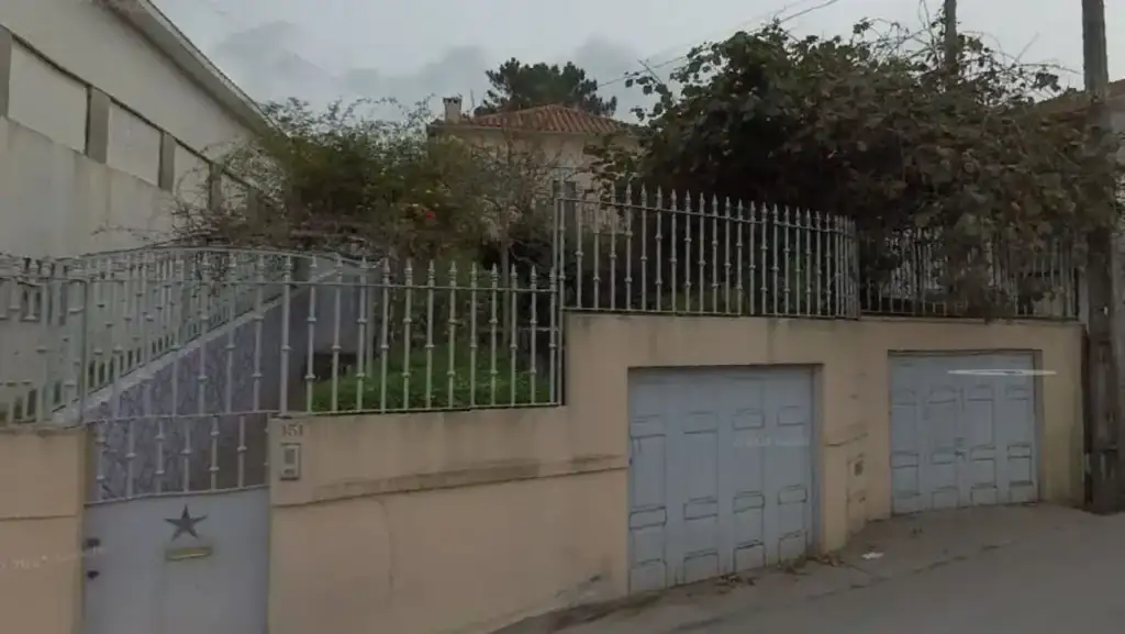 Filha vive com cadáver da mãe em trofa: Casa onde mãe e filha foram encontradas mortas em Trofa