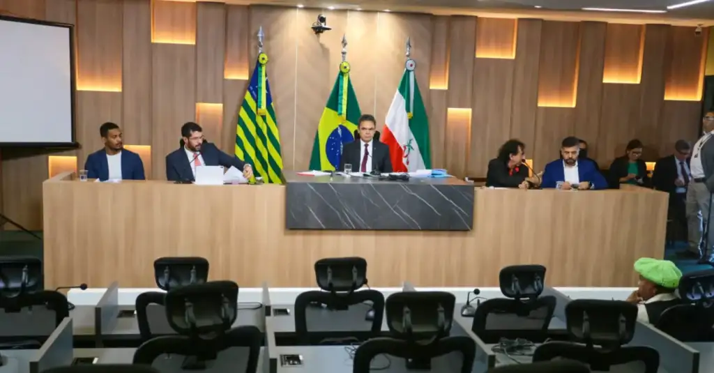 Couvert artístico músicos piauienses alepi: Deputados debatem couvert artístico e valorização de músicos piauienses