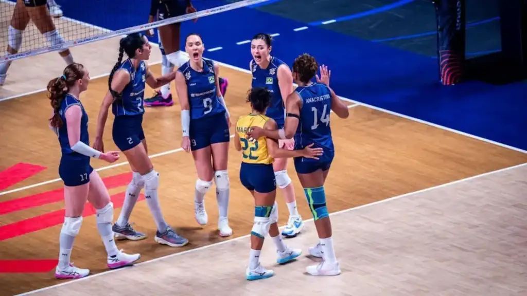 Brasil vence itália na vnl feminina: Seleção Brasileira de vôlei feminino celebra vitória na VNL