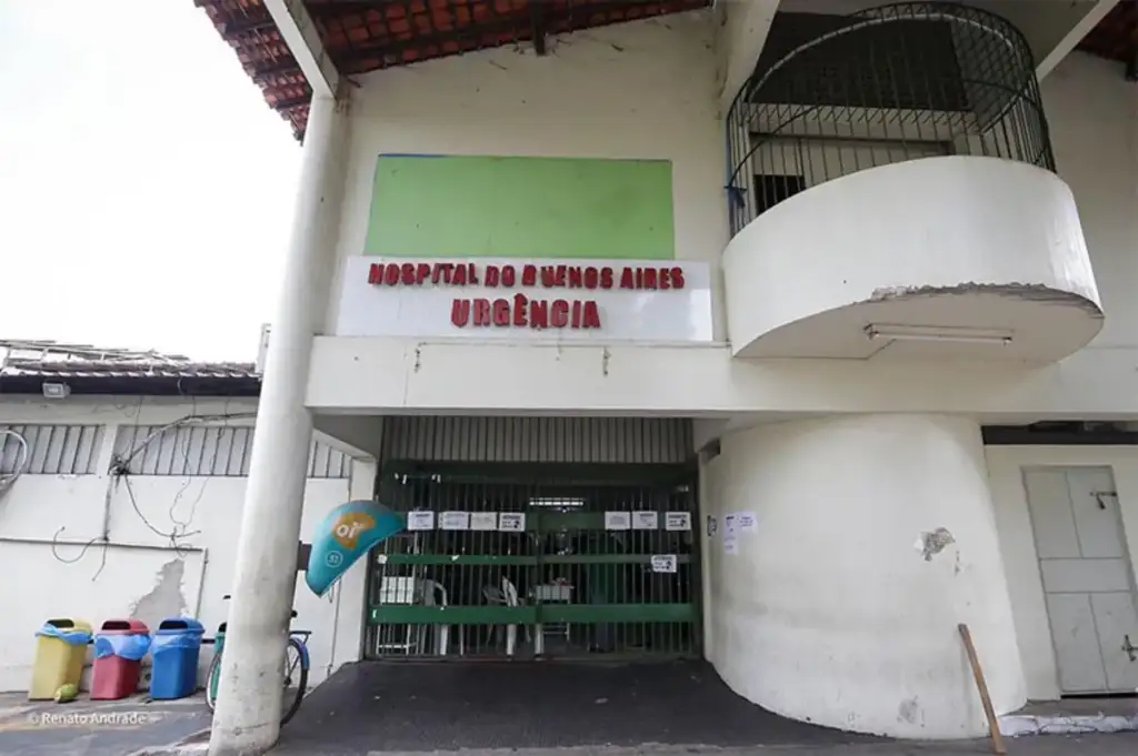 Criança atingida por tijolo no mafrense: Hospital Buenos Aires Teresina criança ferida tijolo briga
