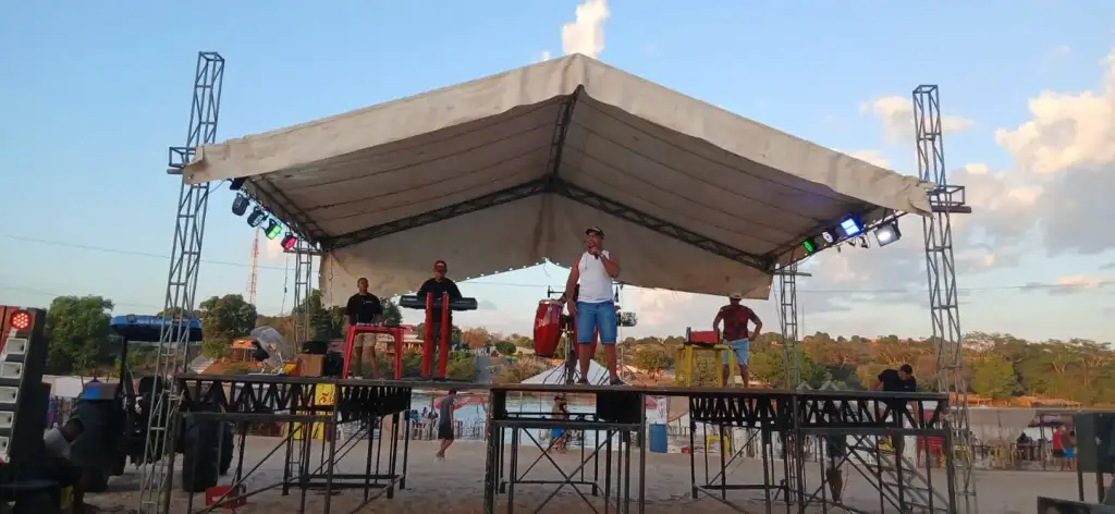 Festival de verão são francisco do maranhão: Os Primos do Piseiro no Festival de Verão São Francisco