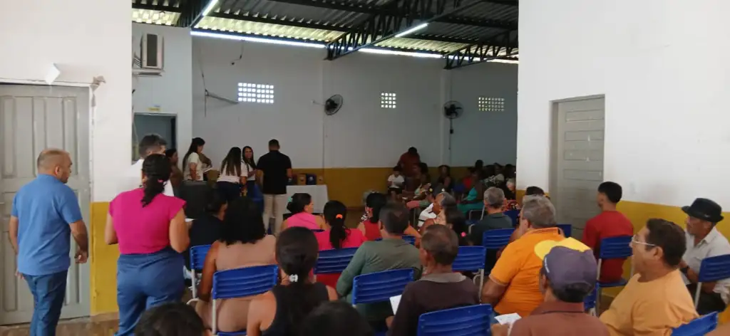 Moradores de Caraíbas do Norte em mutirão de saúde