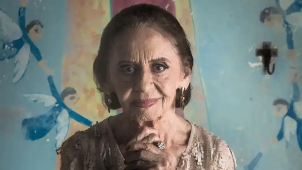 Laura cardoso morre aos 98 anos: Atriz Laura Cardoso falece após carreira dedicada à arte