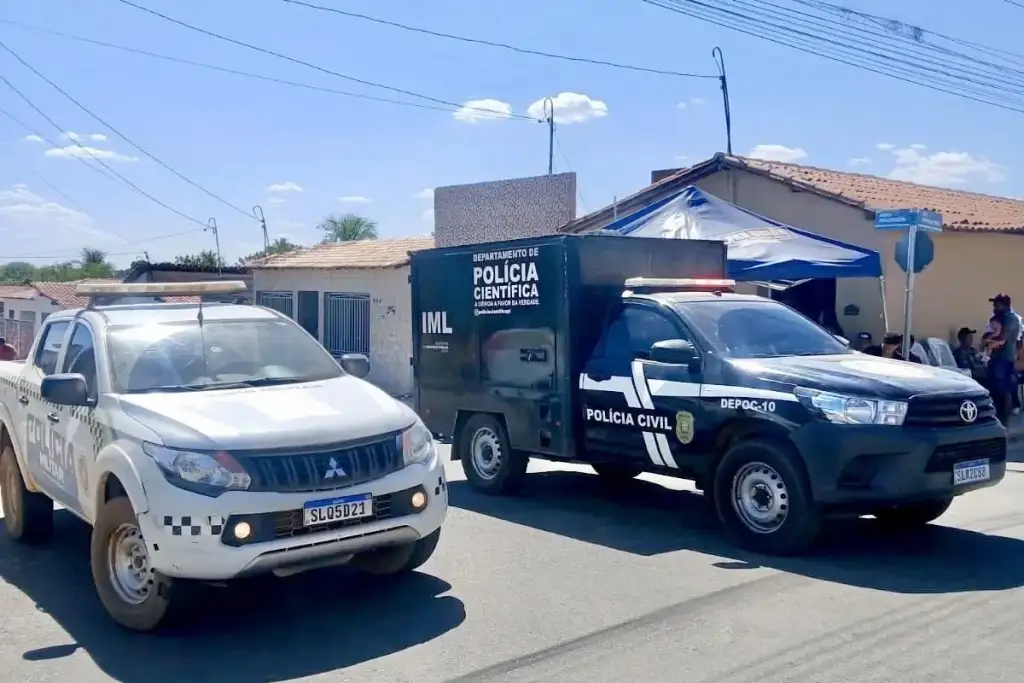 Velório interrompido pela polícia em pimenteiras: Polícia Civil e IML interrompem velório Pimenteiras