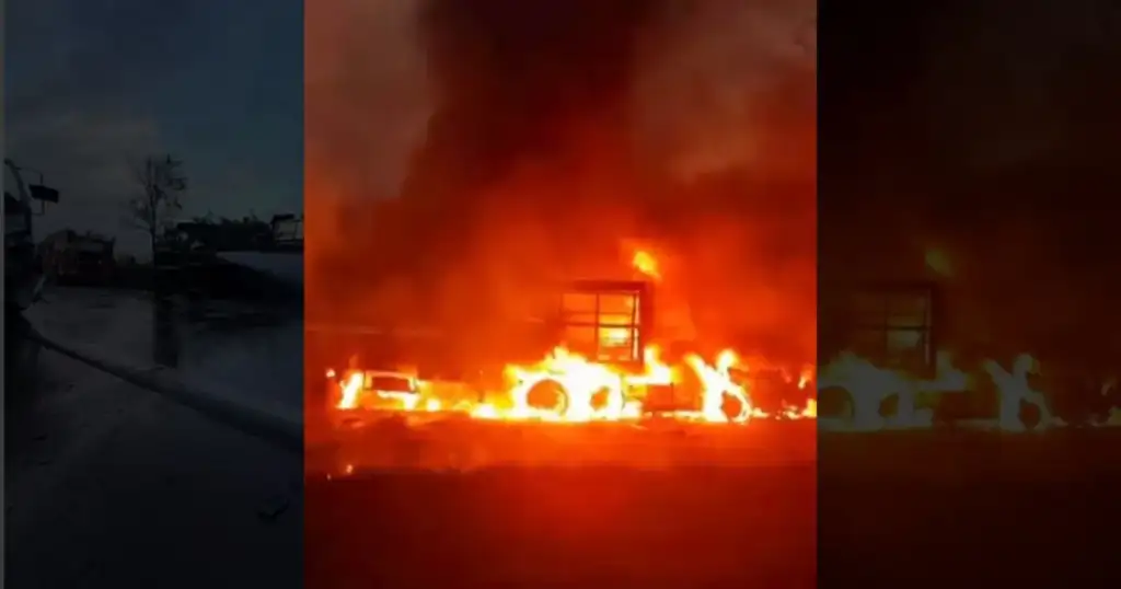 Carreta pega fogo na br-010 perto de imperatriz: Carreta em chamas após colisão na BR-010 Imperatriz