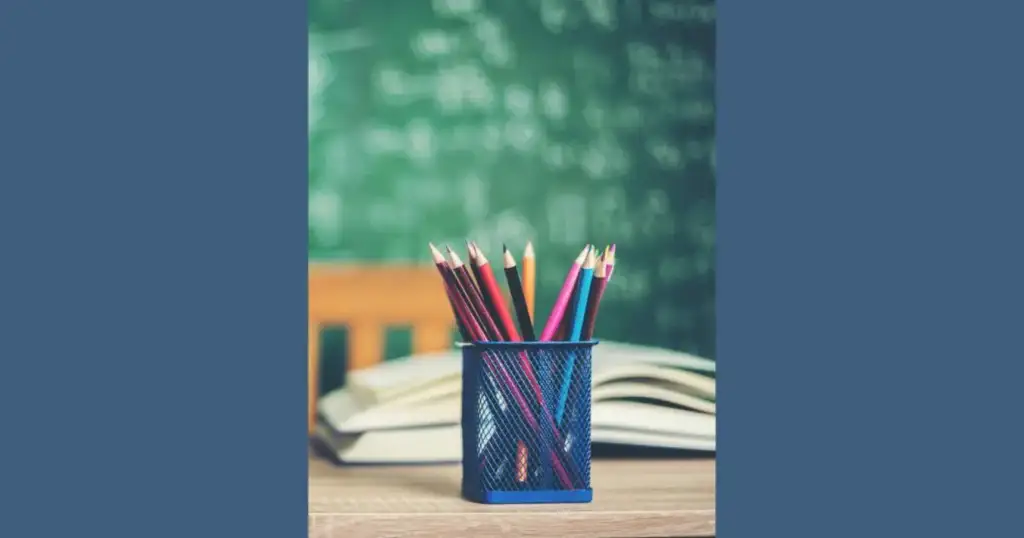 Teresina lidera educação básica no brasil: Materiais escolares ilustram avanço educação Teresina IDEB